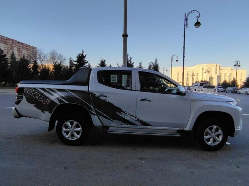 Mitsubishi L200, 2020 il, 2.4 L, 0 km