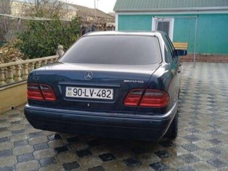 Mercedes E 230, 1997 il, 2.3 L, 507 000 km