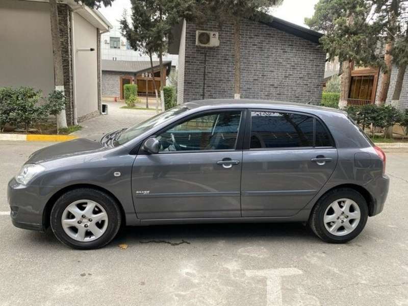 Toyota Corolla, 2006 il, 1.4 L, 210 000 km