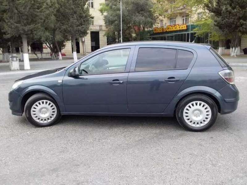 Opel Astra, 2010 il, 1.4 L, 182 000 km