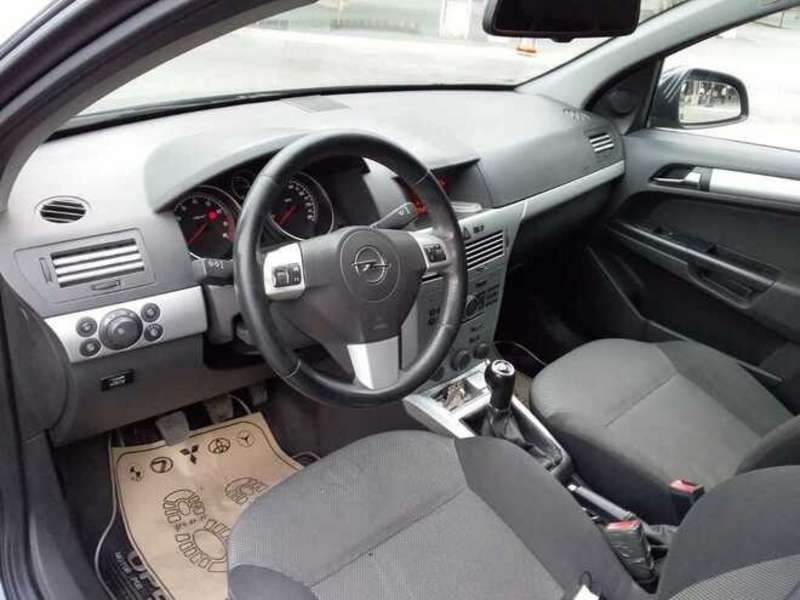 Opel Astra, 2010 il, 1.4 L, 182 000 km