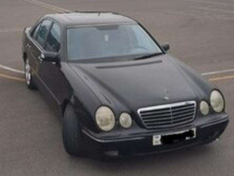 Mercedes E 240, 2001 il, 2.4 L, 353 333 km