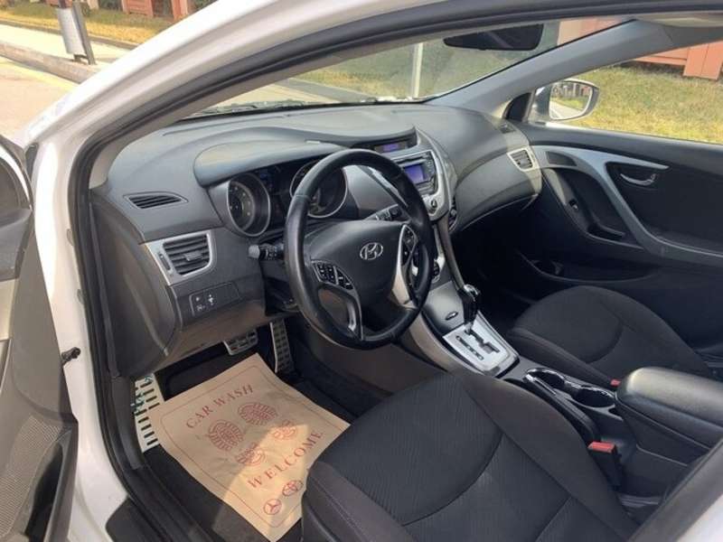 Hyundai Elantra, 2012 il, 1.8 L, 135 000 km