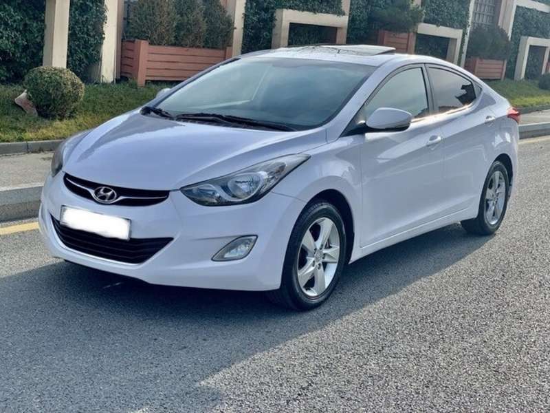 Hyundai Elantra, 2012 il, 1.8 L, 135 000 km