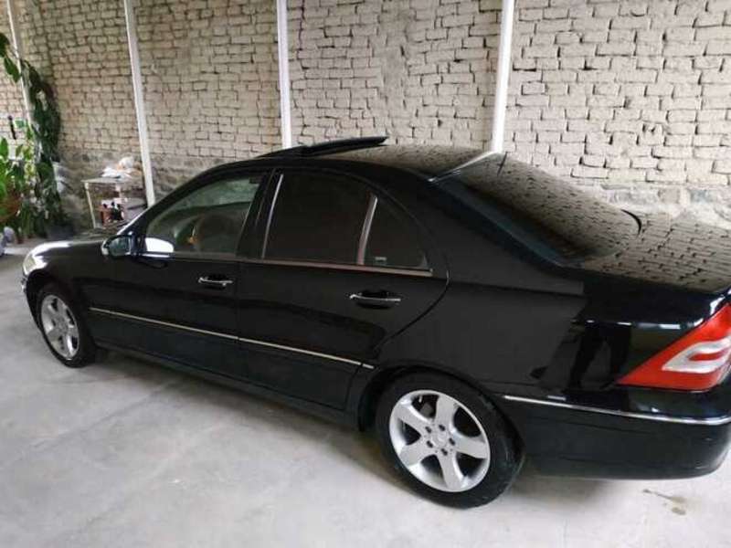 Mercedes C 240, 2002 il, 2.6 L, 298 717 km