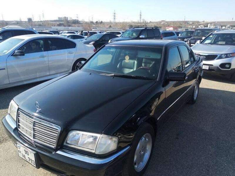 Mercedes C 230, 1999 il, 2.3 L, 525 773 km