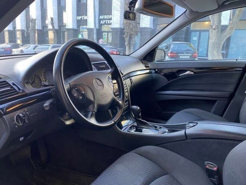 Mercedes E 200, 2004 il, 1.8 L, 301 000 km