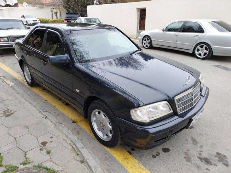Mercedes C 200, 1997 il, 2.0 L, 206 000 km