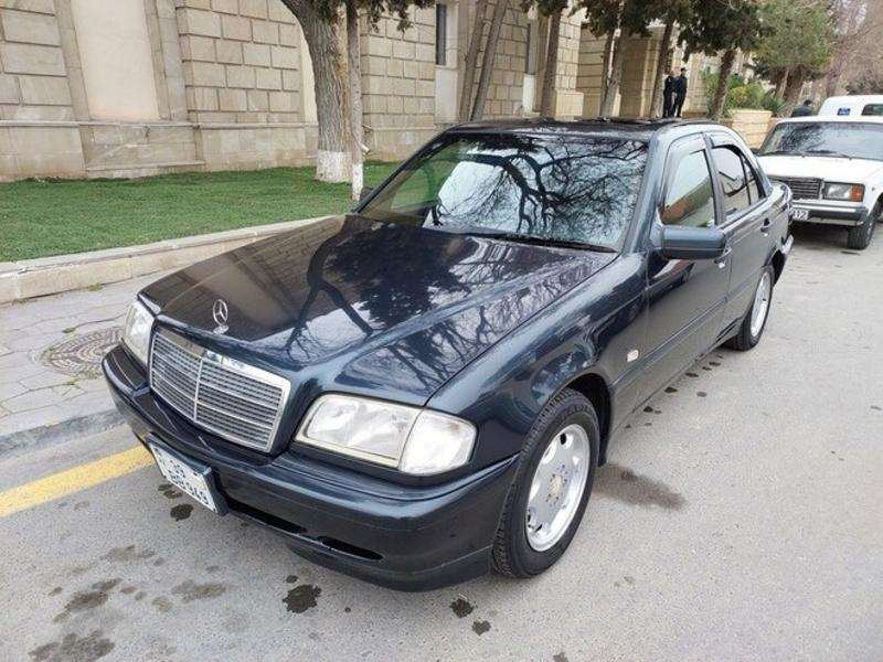 Mercedes C 200, 1997 il, 2.0 L, 206 000 km