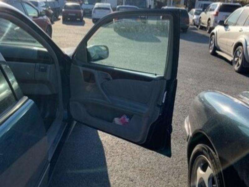 Mercedes E 320, 2001 il, 3.2 L, 336 000 km