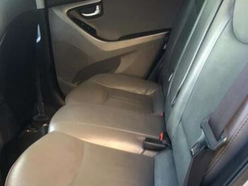 Hyundai Elantra, 2014 il, 1.8 L, 98 000 km