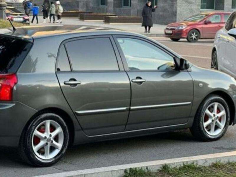 Toyota Corolla, 2006 il, 1.4 L, 146 000 km
