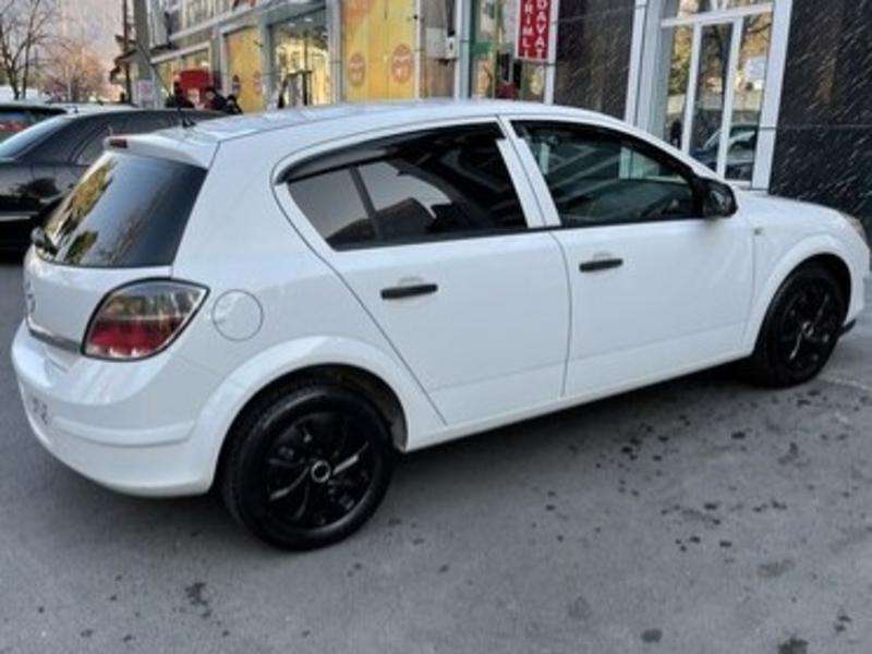 Opel Astra, 2009 il, 1.4 L, 160 800 km
