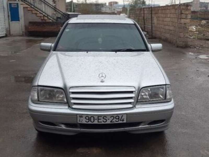 Mercedes C 240, 2000 il, 2.4 L, 155 000 km