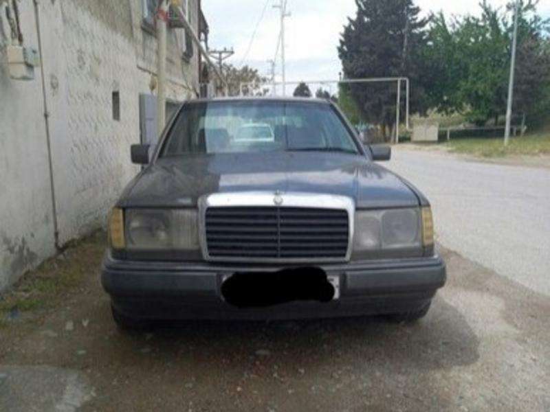 Mercedes E 300, 1988 il, 3.0 L, 300 000 km