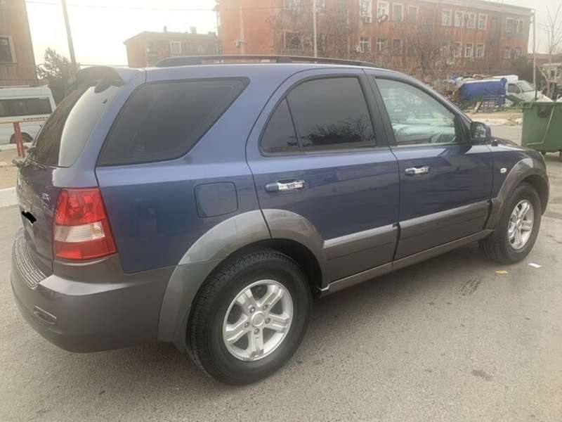 Kia Sorento, 2005 il, 2.5 L, 240 000 km