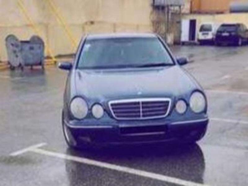 Mercedes E 270, 2000 il, 2.7 L, 375 000 km