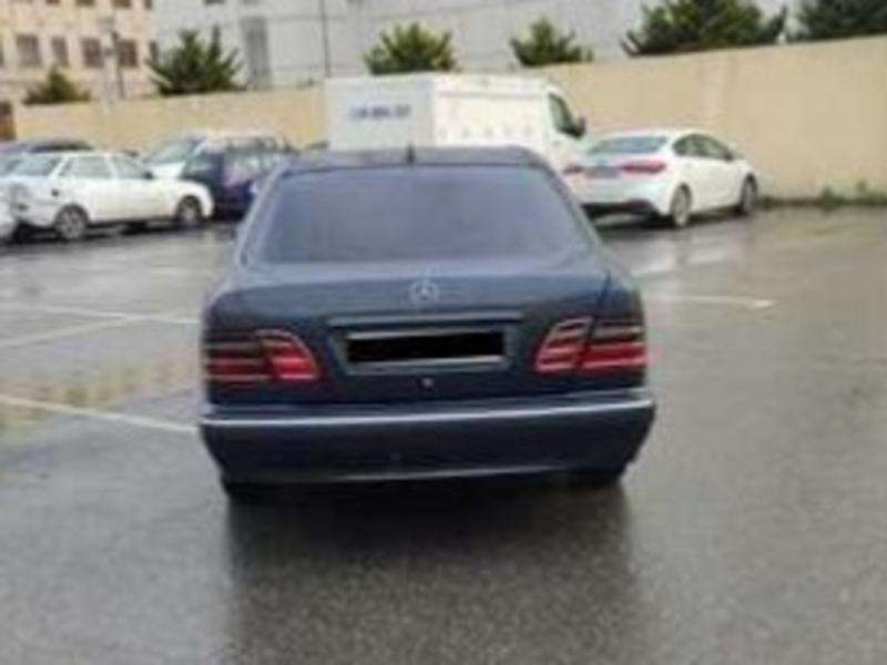 Mercedes E 270, 2000 il, 2.7 L, 375 000 km