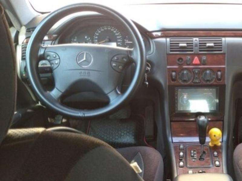 Mercedes E 220, 2012 il, 2.2 L, 509 999 km