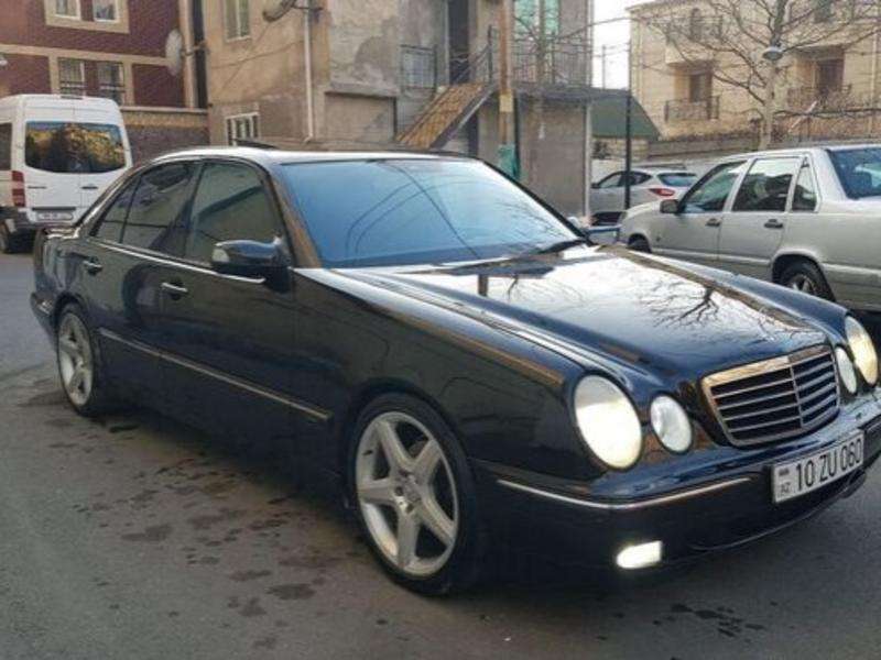 Mercedes E 220, 2000 il, 2.2 L, 455 000 km
