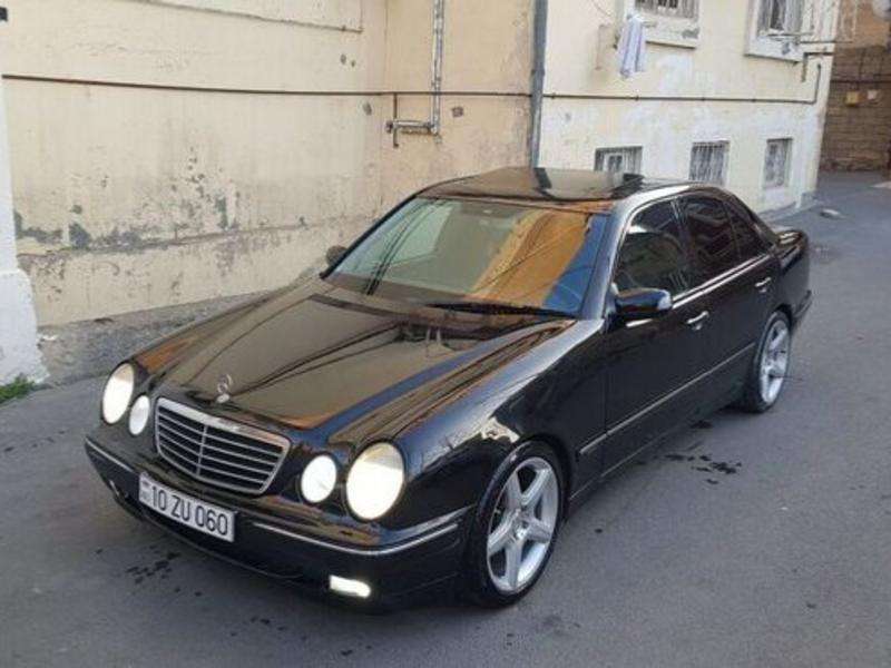 Mercedes E 220, 2000 il, 2.2 L, 455 000 km