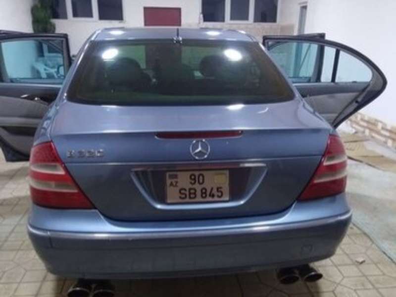 Mercedes E 320, 2003 il, 3.2 L, 220 000 km