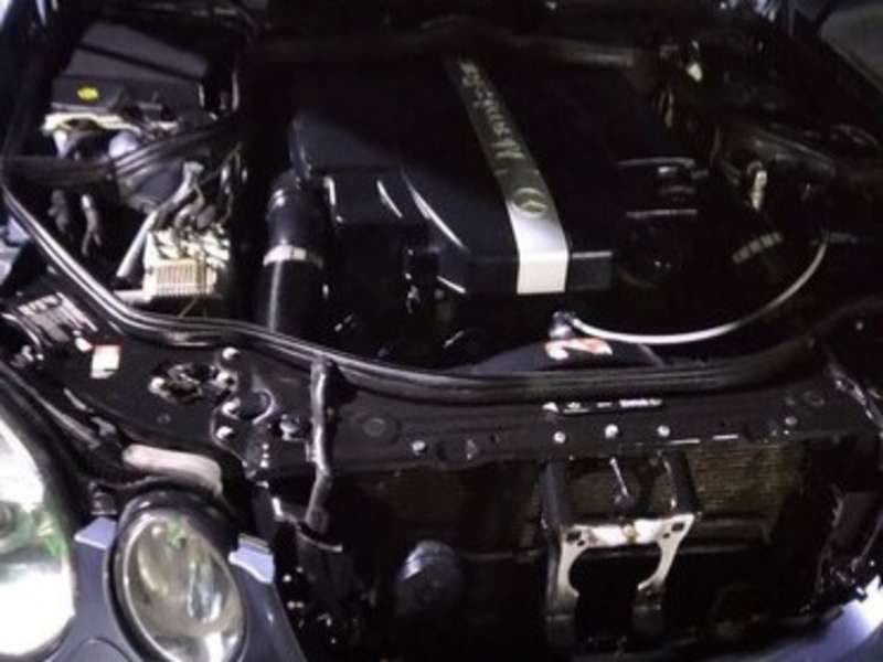 Mercedes E 320, 2003 il, 3.2 L, 220 000 km