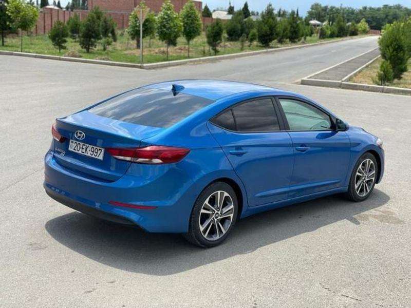 Hyundai Elantra, 2017 il, 2.0 L, 103 000 km