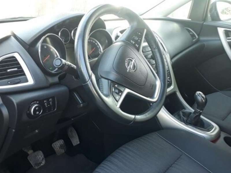 Opel Astra, 2011 il, 1.3 L, 197 000 km
