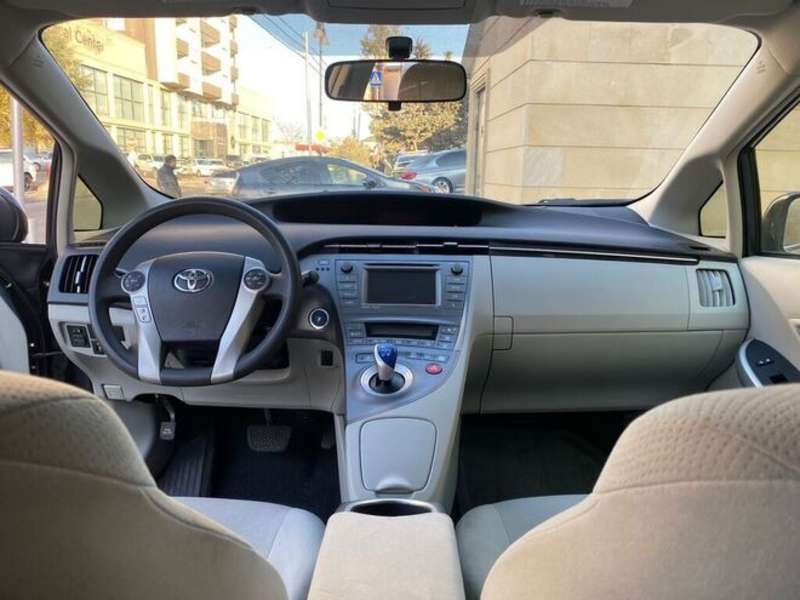 Toyota Prius, 2015 il, 1.8 L, 70 000 km