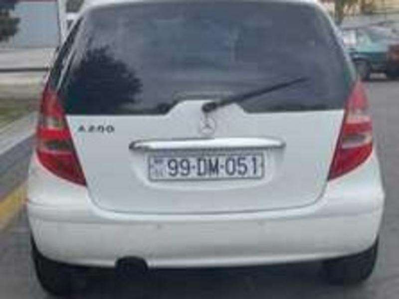 Mercedes A 200, 2005 il, 2.0 L, 230 100 km