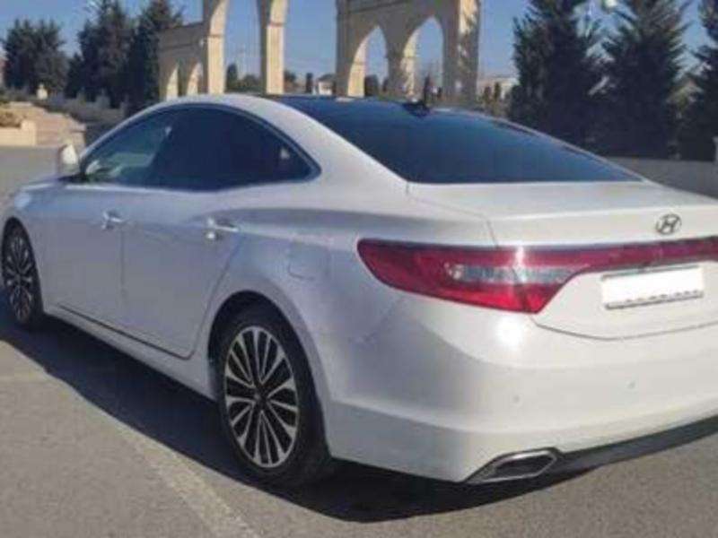 Hyundai Grandeur, 2015 il, 3.0 L, 135 000 km