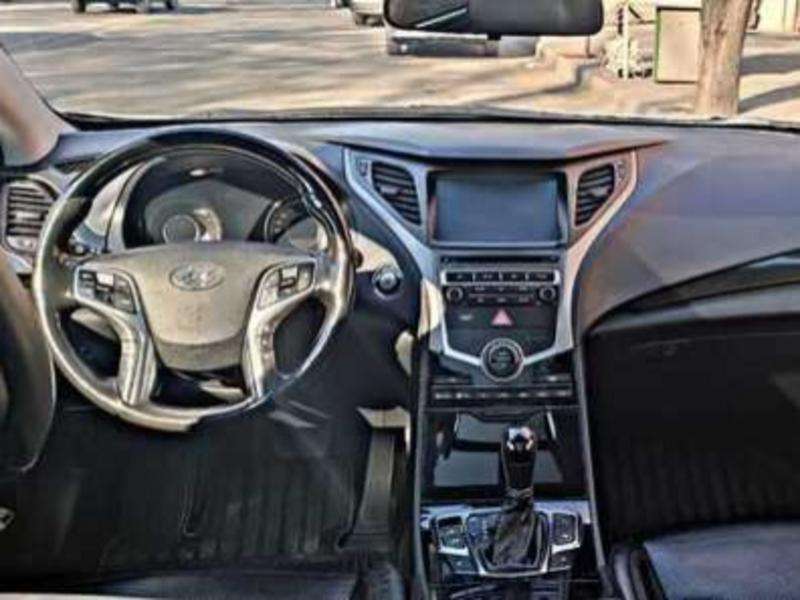 Hyundai Grandeur, 2015 il, 3.0 L, 135 000 km