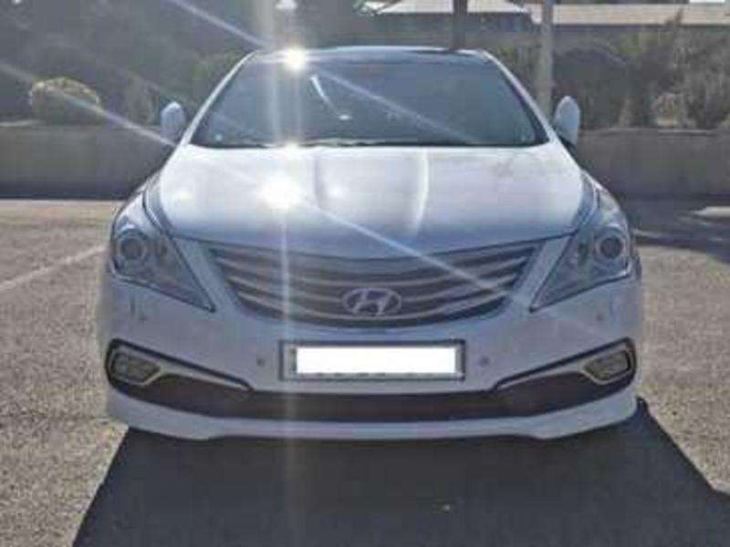 Hyundai Grandeur, 2015 il, 3.0 L, 135 000 km