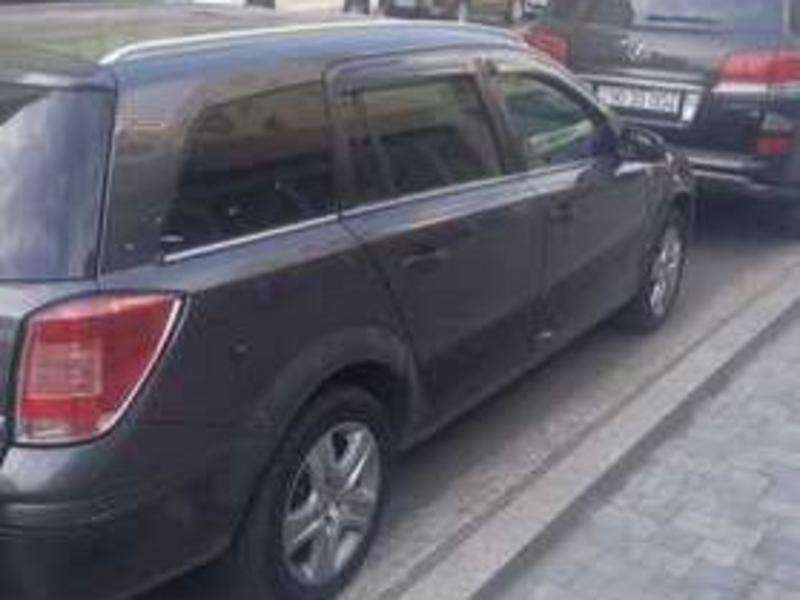 Opel Astra, 2010 il, 1.4 L, 213 000 km