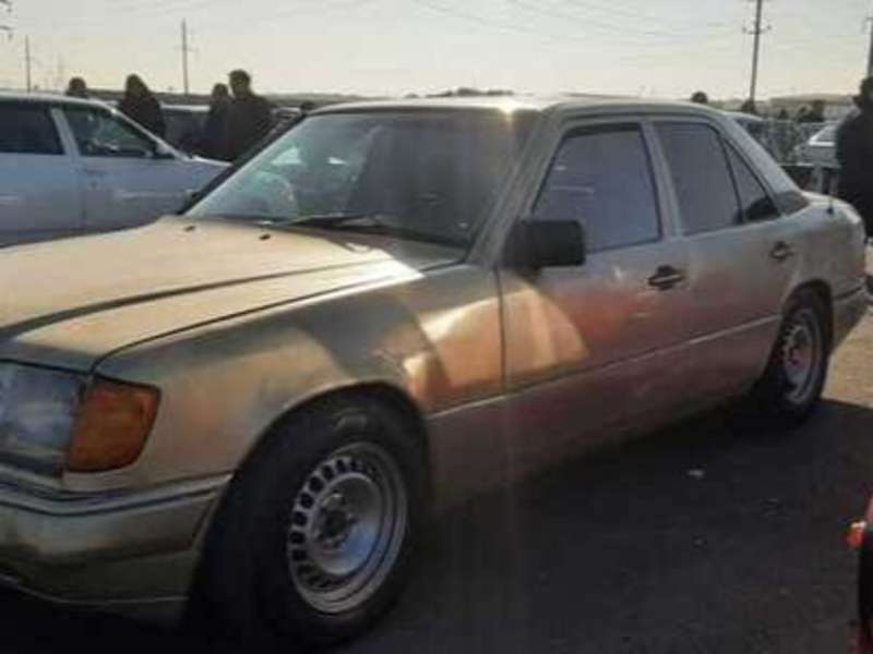 Mercedes E 250, 1992 il, 2.5 L, 358 195 km