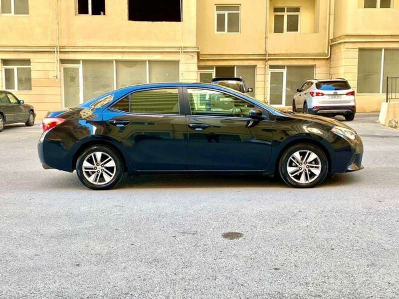 Toyota Corolla, 2014 il, 1.8 L, 270 370 km