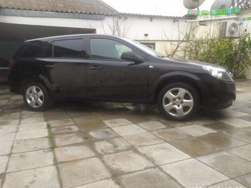 Opel Astra, 2010 il, 1.4 L, 226 000 km
