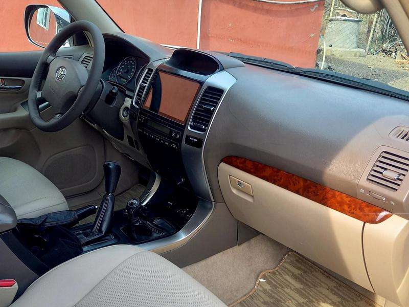 Toyota Prado, 2006 il, 4.0 L, 173 000 km