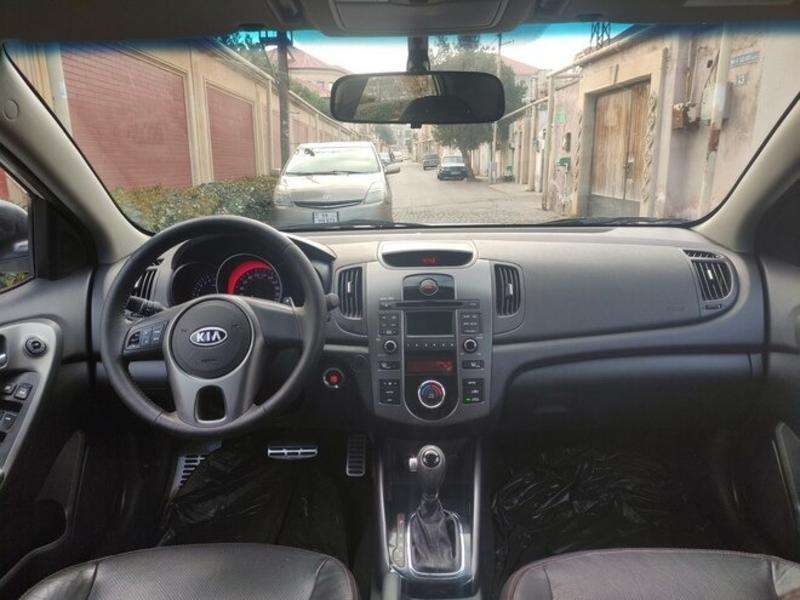 Kia Cerato, 2010 il, 1.6 L, 182 000 km