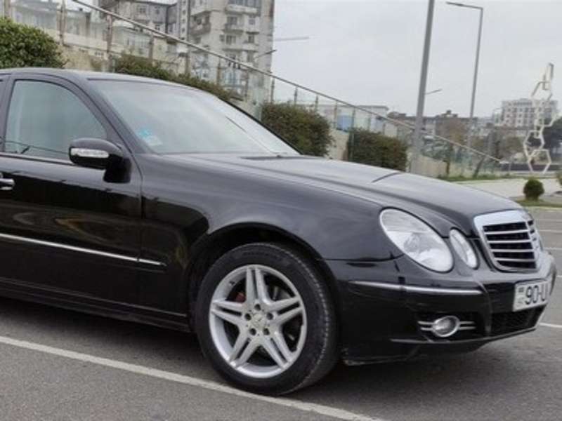 Mercedes E 240, 2003 il, 2.6 L, 263 900 km