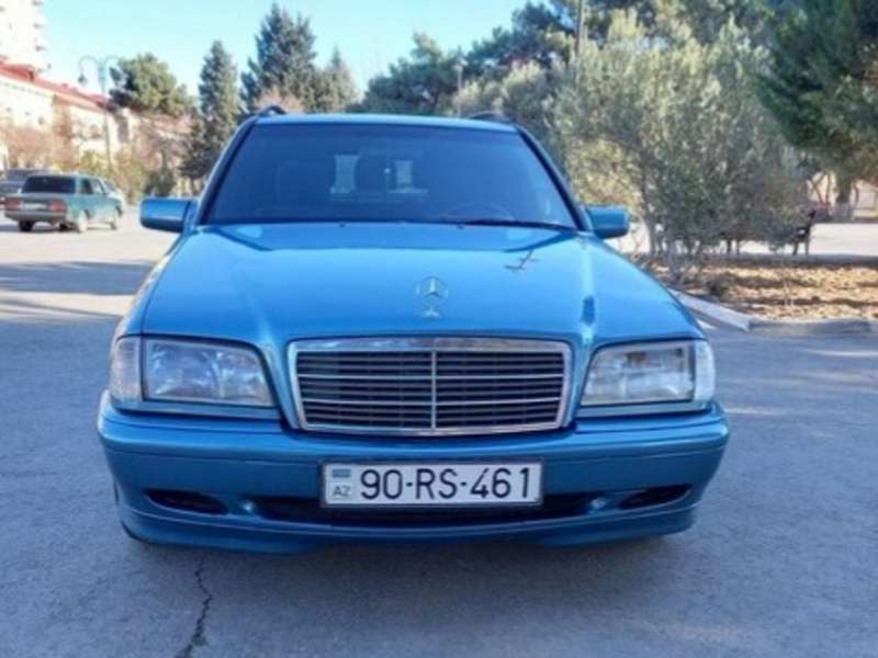 Mercedes C 220, 2000 il, 2.2 L, 270 522 km