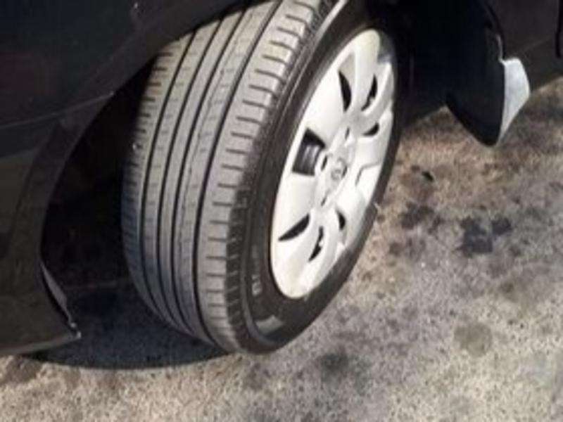 Toyota Corolla, 2006 il, 1.4 L, 147 000 km