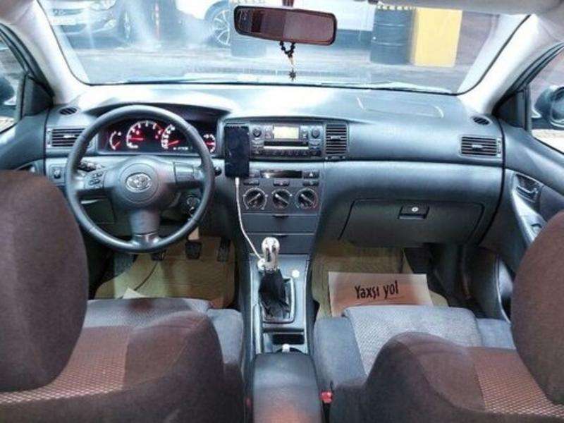 Toyota Corolla, 2006 il, 1.4 L, 377 000 km