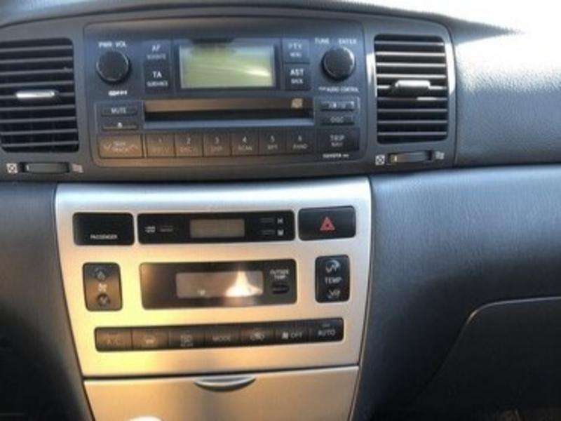 Toyota Corolla, 2005 il, 1.4 L, 242 000 km