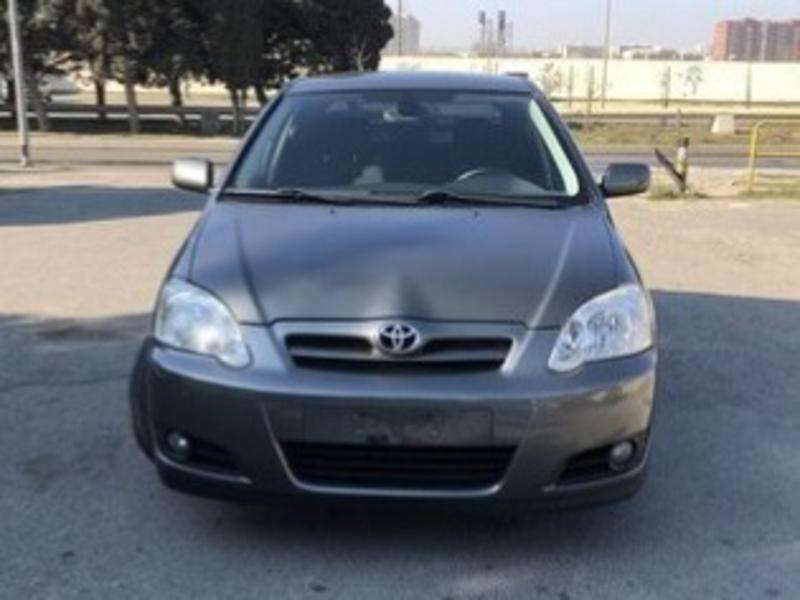 Toyota Corolla, 2005 il, 1.4 L, 242 000 km
