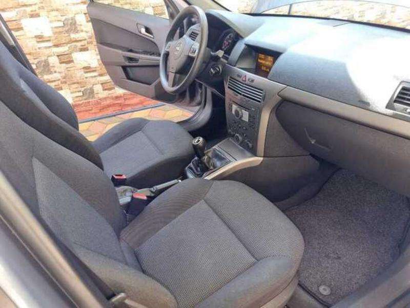 Opel Astra, 2006 il, 1.3 L, 174 368 km