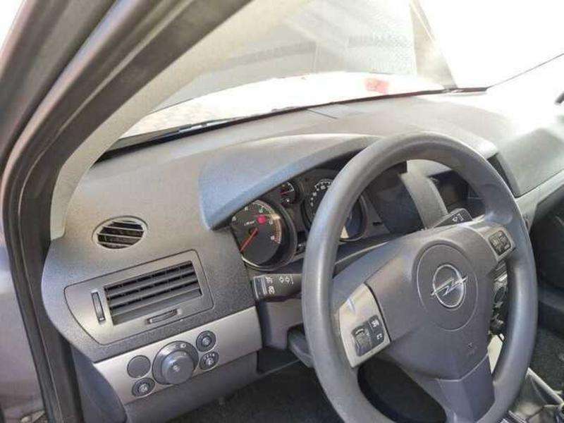 Opel Astra, 2006 il, 1.3 L, 174 368 km