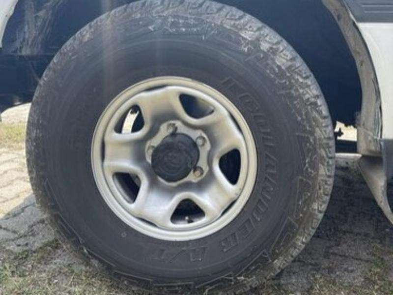 Toyota Land Cruiser, 2003 il, 4.2 L, 386 000 km