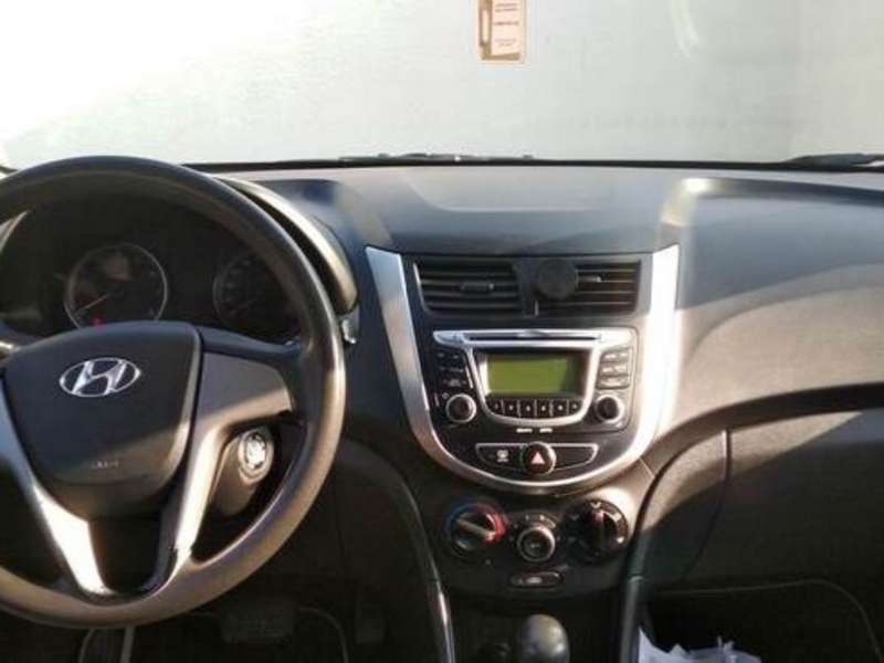 Hyundai Accent, 2015 il, 1.4 L, 125 600 km